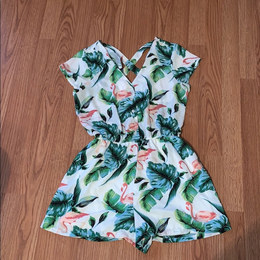 As U Wish Flamingo Leaf Romper Shorts Womens M